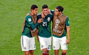 Com Moreno suspenso, México pode ter zaga só com estreantes em Copa contra Brasil