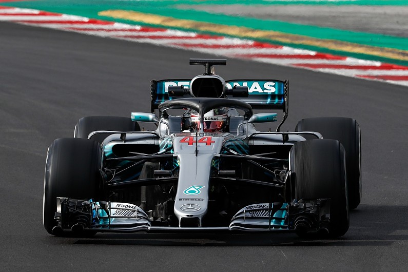 F1: Hamilton comanda dobradinha da Mercedes no primeiro treino livre na Áustria