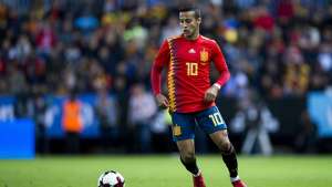 Thiago Alcântara diz que Espanha fez autocrítica e pede time 'sem medo de errar'