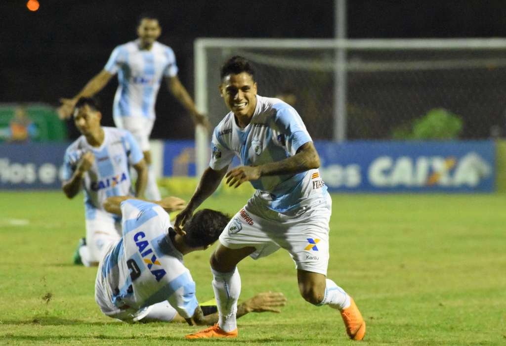 Série B: Meia do Londrina, Dudu projeta duelo contra o Sampaio Corrêa