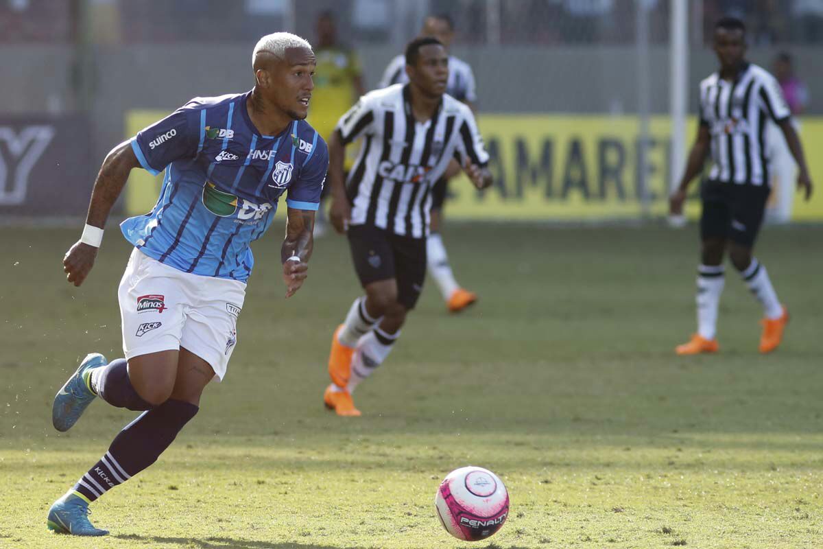 Ex-URT, Raphael Macena tem proposta para jogar no exterior após Copa do Mundo