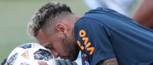 Jogo do Brasil contra o México terá mais um duelo entre Neymar e o goleiro Ochoa