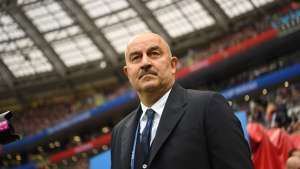 'Qualquer um pode ser Deus', diz técnico da Rússia antes de enfrentar a Espanha