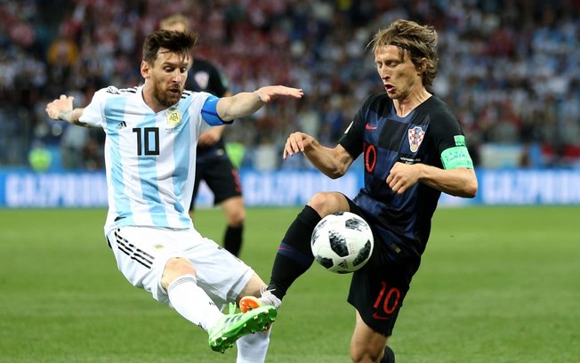 Técnico da Croácia já pensa em Modric como melhor da Copa: ‘Não vai ser o Messi’
