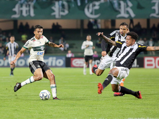 Série B: Pela vice-liderança, Figueirense defende tabu diante da Ponte Preta