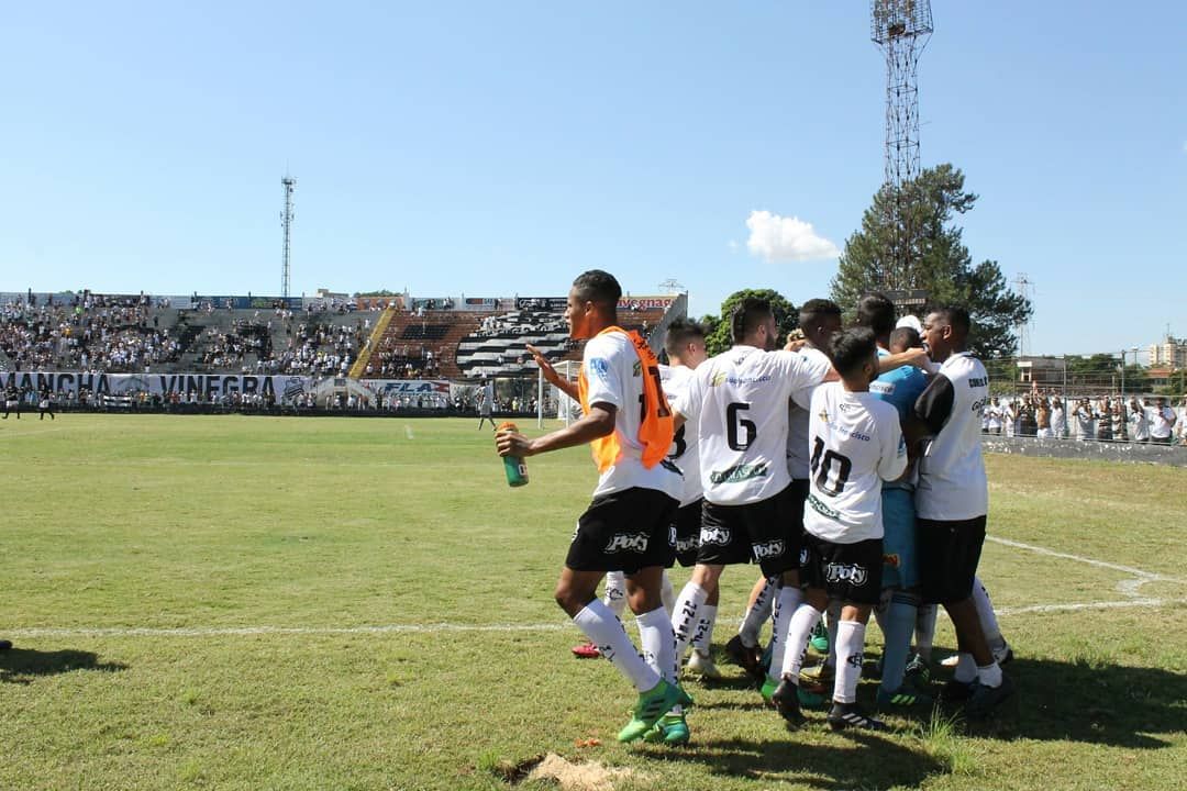SEGUNDONA: Francana, Comercial e Independente goleiam e acirram briga no Grupo 3