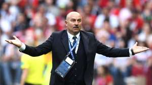 Técnico da Rússia comemora estratégia e já pensa nas quartas de final