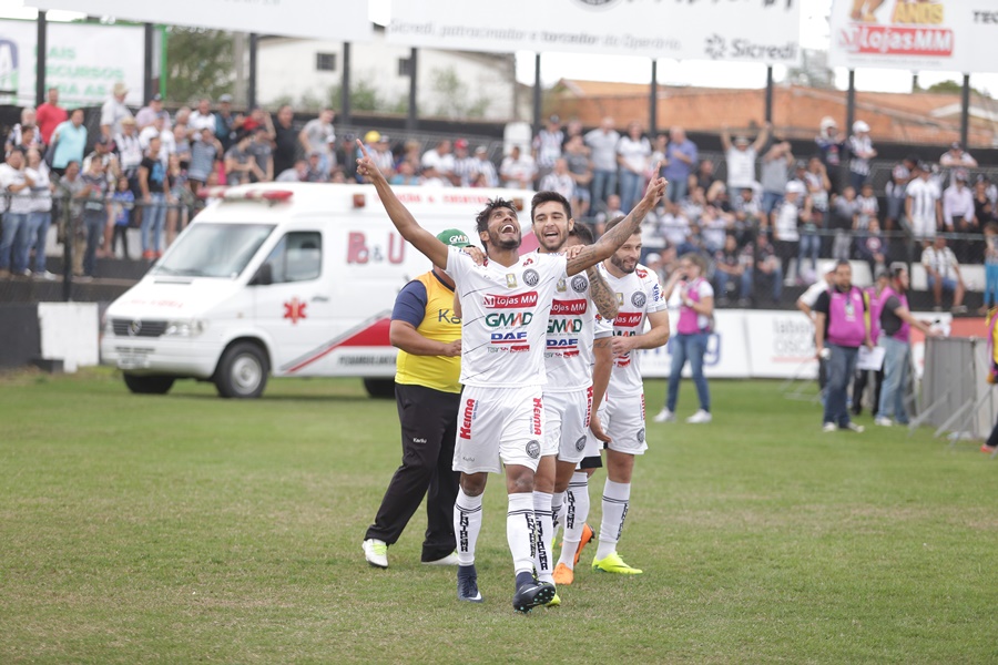 Operário-PR 2 x 0 Tupi – Fantasma vence, ultrapassa Botafogo-SP e vira líder