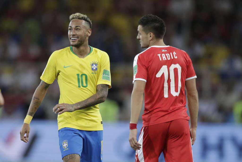 Após adeus de astros, Neymar jogará para começar a ser protagonista no Mundial