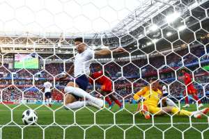 Zagueiro da Inglaterra elogia Colômbia, mas avisa: 'Estamos cheios de confiança'