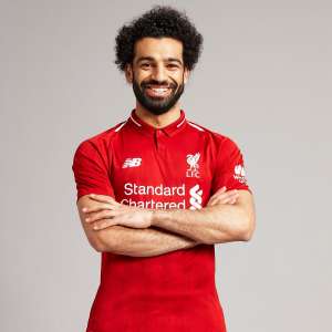 Salah assina renovação de contrato por 'longo prazo' com o Liverpool
