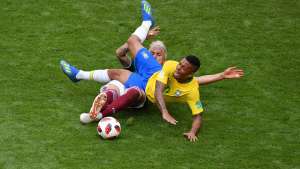 Gabriel Jesus amplia jejum, mas ganha elogio e se defende: 'Nunca fui artilheiro'