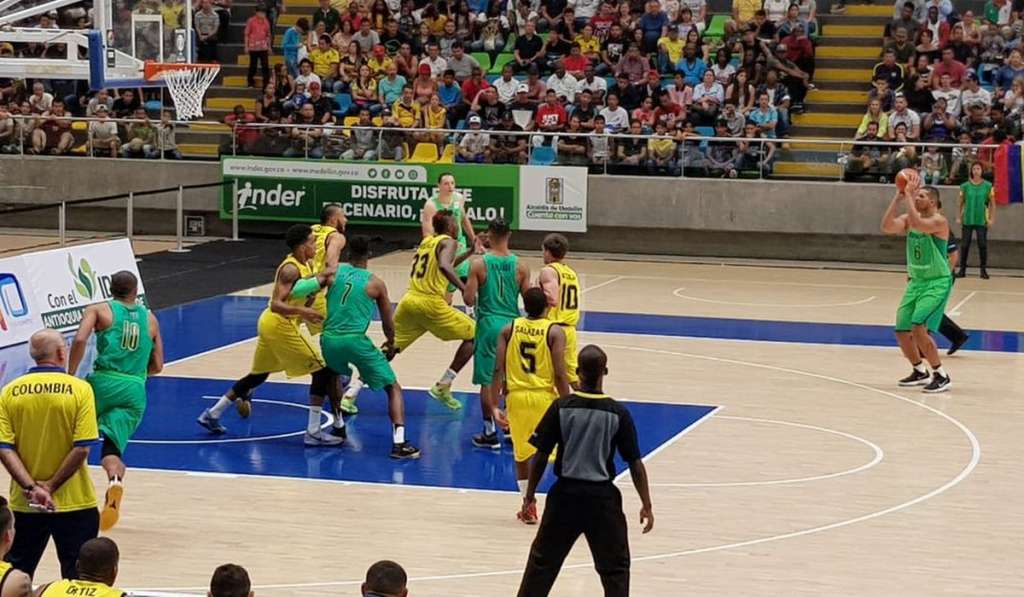 Seleção masculina vence Colômbia e avança em Eliminatórias do Mundial de Basquete 2 0002050324793 img