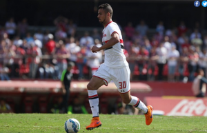 Contestado pela torcida, zagueiro Lucão está de volta ao São Paulo