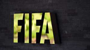 Fifa suspende cartola por agir como cambista na Copa de 2014