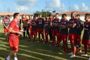 Série B: Perto da estreia, Doriva fecha treino e não confirma CRB contra São Bento