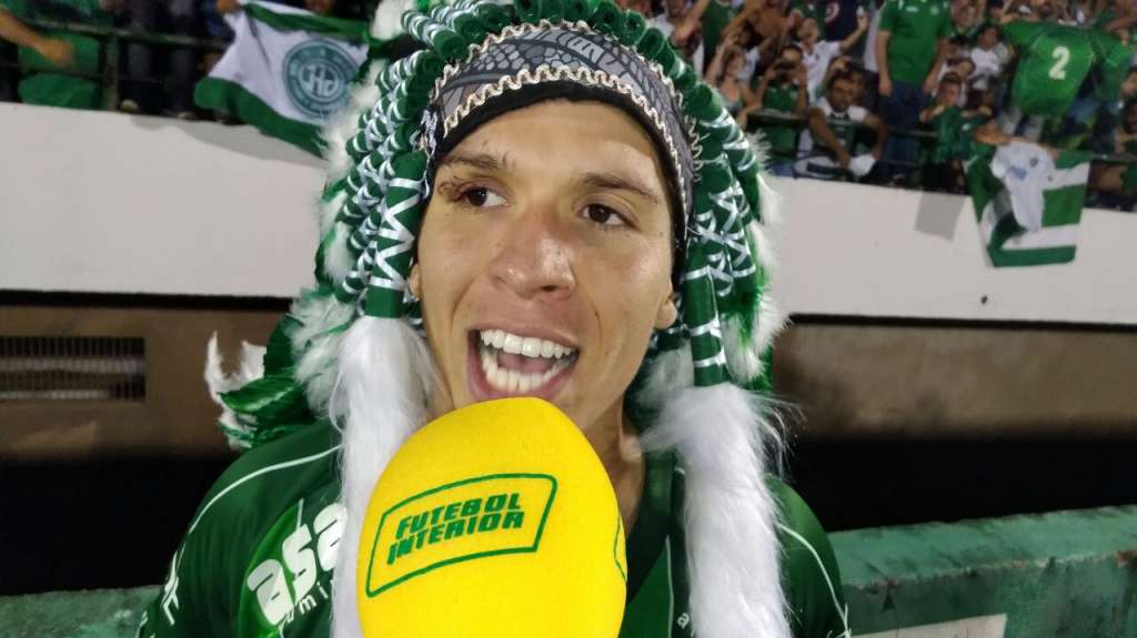 Bruno Nazário, ex-atacante do Guarani, assina com o Atlético-PR