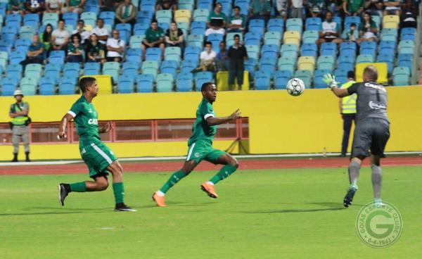 Goiás vem de vitória diante do CRB