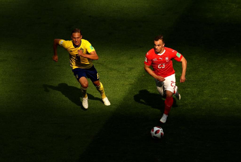 Shaqiri lamenta tabu suíço de 80 anos sem passar em mata-mata: 'Não aproveitamos'