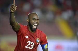 Ex-Grêmio e autor de gol histórico do Panamá, Felipe Baloy anuncia aposentadoria