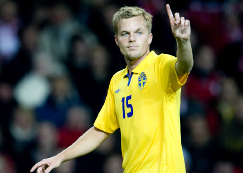 Larsson celebra volta à Suécia após suspensão: ‘Assistir ao jogo é mais difícil’