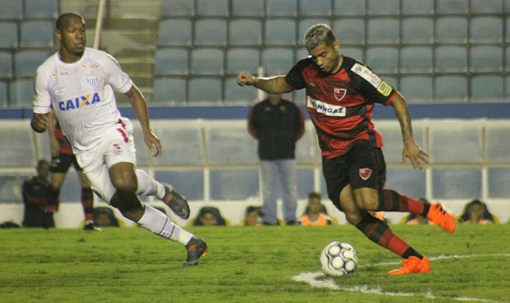 O volante Betinho espera uma partida bastante complicada contra o Guarani