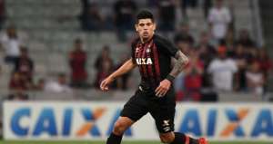 Pavez deixa Atlético-PR para jogar em clube da Libertadores