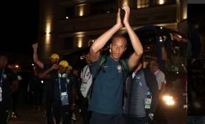 Por economia de água, autoridades da Copa pedem: 'Tomem banho juntos'