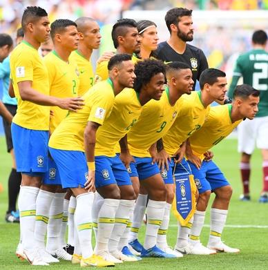 Com grandes atacantes, Brasil tem a melhor defesa