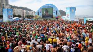 Após superlotação de Fan Fest, Moscou cria espaço extra para jogo da Rússia