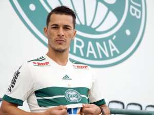 Série B: Coritiba apresenta ex-atacante do Figueirense: 