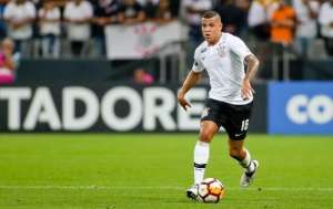 Atlético-PR aceita proposta da Ucrânia e Sidcley deixa o Corinthians