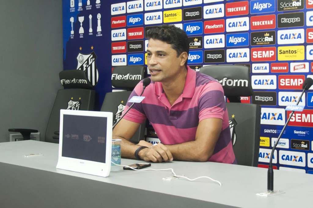 William Machado deixou o cargo de gerente do Santos