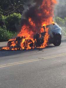 Carro de Paquetá explode, mas jogador do Flamengo escapa ileso: 'Apenas um susto'