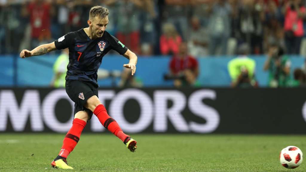 Na véspera de jogo decisivo, Rakitic enaltece 'ambiente fantástico' da Croácia