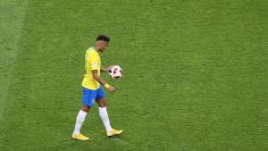 Imprensa europeia elege Neymar como 'vilão' por queda do Brasil: 'Neymal'