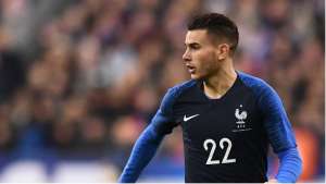 Hernández ressalta confiança na França: 'Cada um de nós pensa em ser campeão'