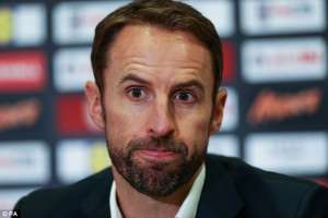 Southgate contém euforia após avanço inglês: 'Somos um time que está melhorando'