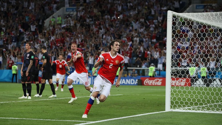 O brasileiro Mário Fernandes fez o gol de empate no finalzinho da prorrogação, mas depois perdeu pênalti