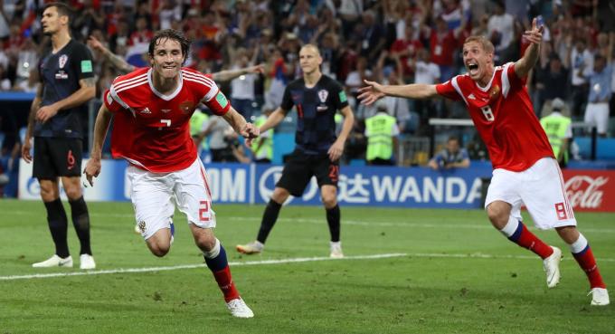 Rússia luta bastante, mas é eliminada pela Croácia nos pênaltis