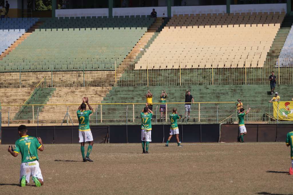 Apesar da desclassificação, os torcedores do XV de Jaú agradeceram aos jogadores (Foto: Tiago Pavini/XV de Jaú)