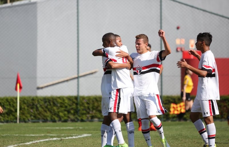 PAULISTA SUB-15: Rodada define classificados à segunda fase