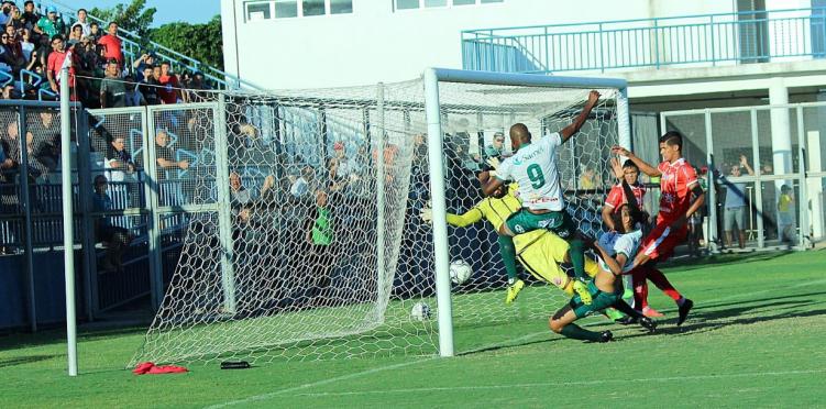 Manaus venceu Imperatriz no tempo normal. Perdeu vaga nos pênaltis. Foto: Emanuel Mendes