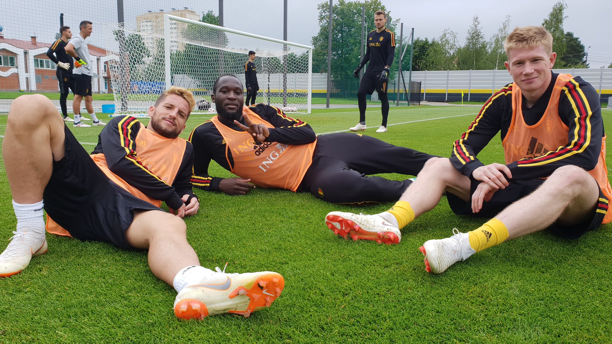 Sem confirmar equipe, Bélgica faz último treino antes de pegar a França