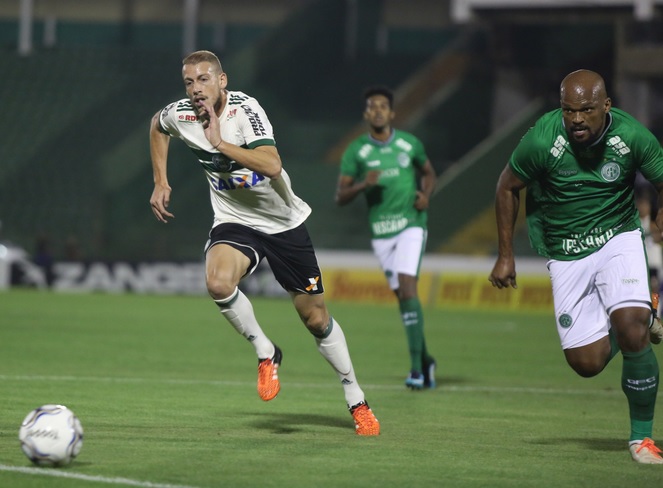 O Coritiba continua sem vencer como visitante, enquanto o Guarani está invicto há sete jogos