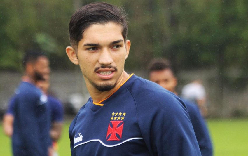 Volante Andrey confia em virada do Vasco sobre o Bahia na Copa do Brasil