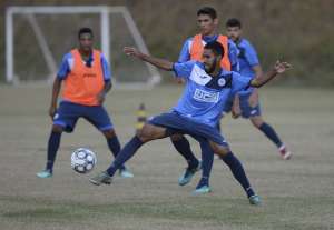 Série B: São Bento já treina com ex-Ponte e mais dois reforços