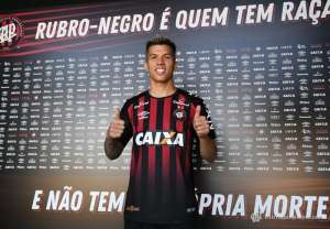 Atlético-PR apresenta o meia Bruno Nazário: 