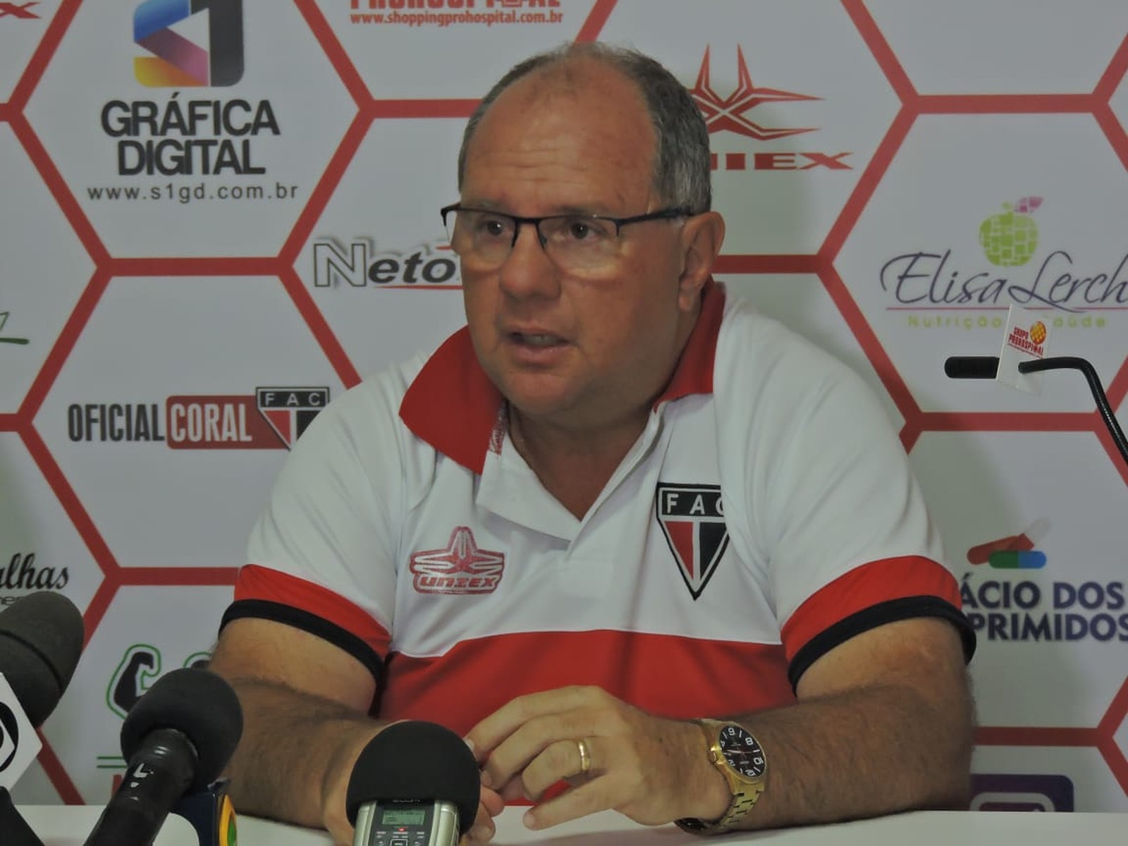 Série D: Técnico do Ferroviário-CE exalta elenco, foca na semi, mas não confirma sequência