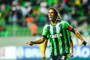 Série B: Cotado no Atlético-MG, ex-zagueiro do América-MG pode reforçar Coritiba